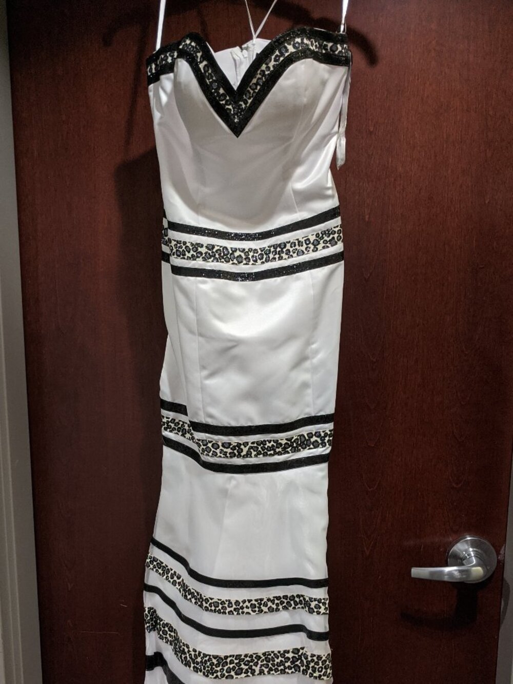 Terani Couture 95241 Size 2 White and Black Dress